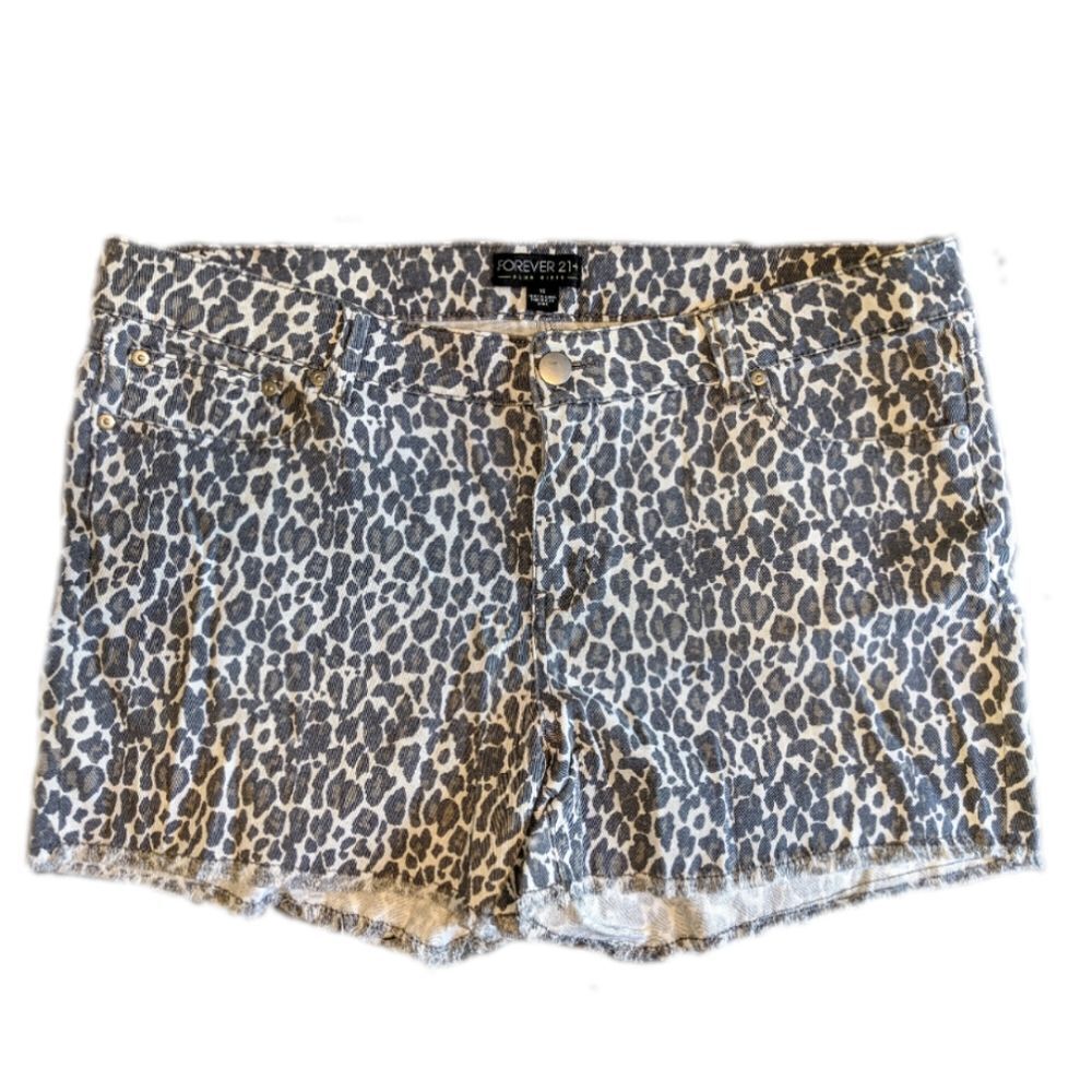 Forever 21 cheetah shorts